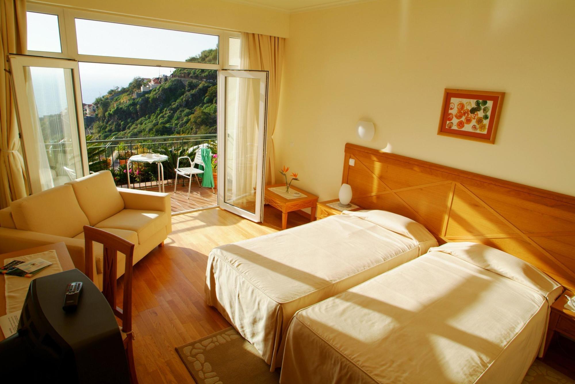 Hotel Do Campo Ribeira Brava Exteriör bild
